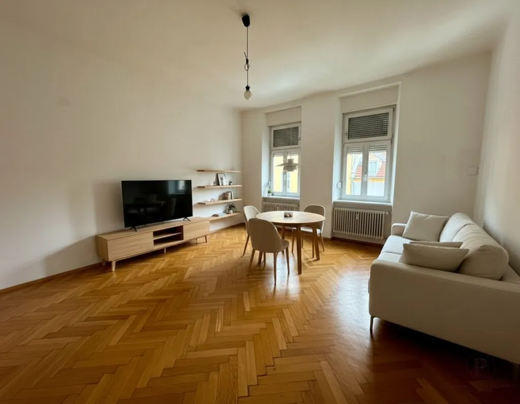 *61m2 freundliche Altbau 2-Zimmerwohnung mit Küche und Balkon - Nähe Elisabethinen Krankenhaus - Idlhofgasse