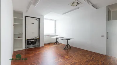 10-Zimmer-Gewerbeimmobilie mieten in Salzburg Stadt – 184 m², € 4.495 – Bild 4 von 8