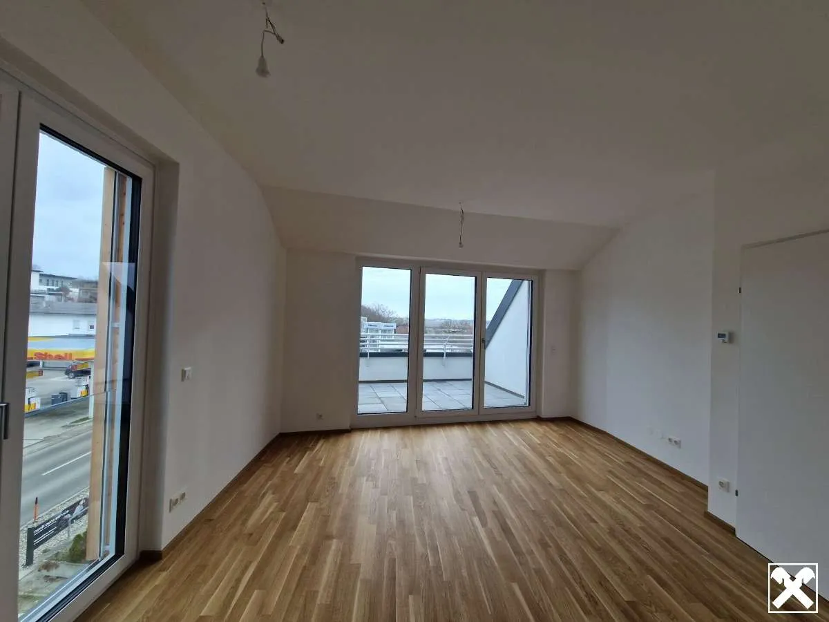 HOCH HINAUS - TRAUMHAFTE DACHGESCHOSSECKWOHNUNG MIT IMPOSANTER SONNENTERRASSE UND FERNBLICK - PROVISIONSFREI - Widok 2