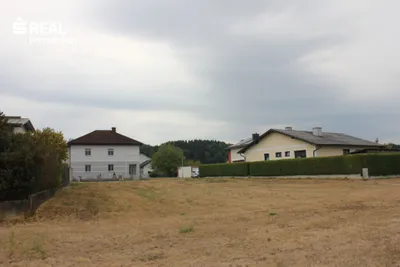 Grundstück kaufen in Amstetten – 911 m², € 136.000 – Bild 2 von 3