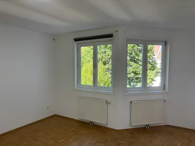 Ruhig gelegene Innenhof-Wohnung am Laubeplatz – Bild 3