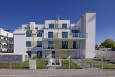 4 Zimmer Dachgeschosswohnung mit großer Terrasse