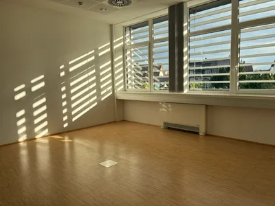Gewerbeimmobilie mieten in Linz Land – 467 m², € 5.604 – Bild 2 von 23