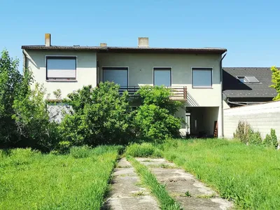 Haus kaufen in Neusiedl am See – 280 m², € 295.000 – Bild 1 von 10