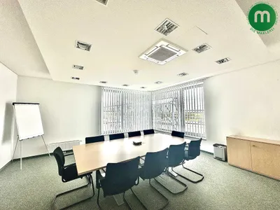 15-Zimmer-Gewerbeimmobilie mieten in Neusiedl am See – 467 m², € 12 – Bild 1 von 11