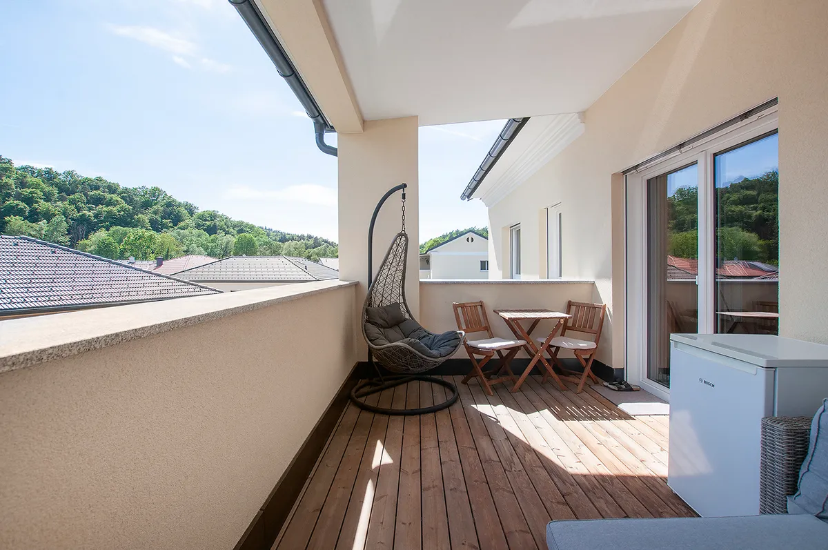 PROVISIONSFREI - Ruhige Wohnung im 4-Parteien-Haus mit sonnigem Südwest-Balkon inkl. Carport - Ansicht 2