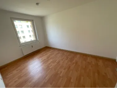 4-Zimmer-Wohnung mieten in Bruck-Mürzzuschlag – 78 m², € 643 – Bild 6 von 8