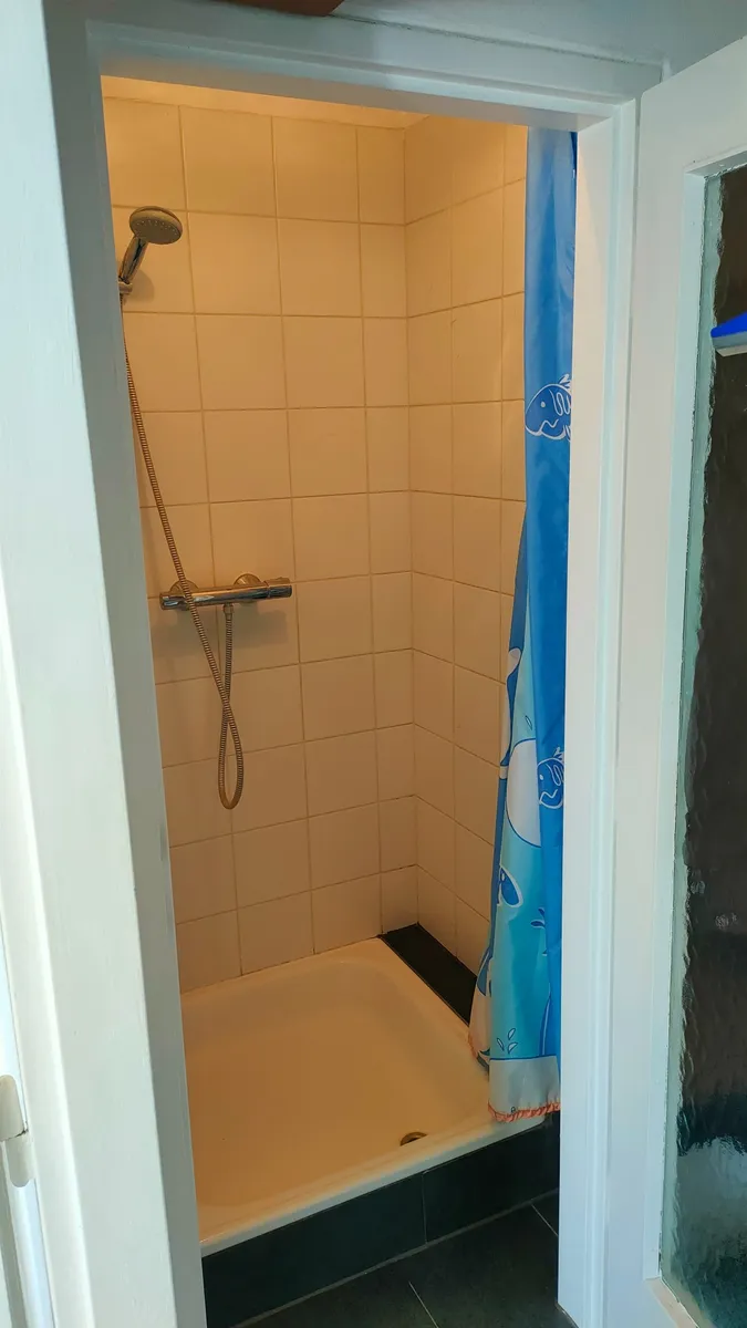 Schöne südseitig gelegene Garconniere zu vermieten – pohled 2