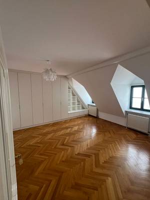 Charmante 3-Zimmer-Altbauwohnung in begrünter Hofruhelage in der Josefstadt 1080 Wien
