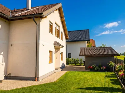 8-Zimmer-Haus kaufen in Salzburg-Umgebung – 216 m², € 989.000