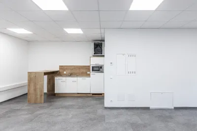 1-Zimmer-Gewerbeimmobilie mieten in Rohrbach – 51 m², € 579 – Bild 4 von 10