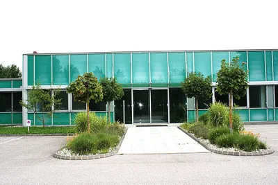 Immobilie mieten in Linz Land – 4 078 m², € 39.055 – Bild 2 von 3