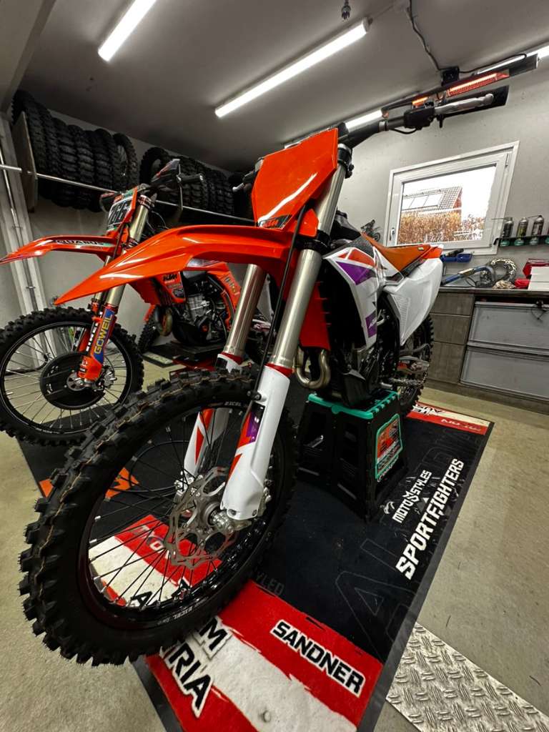 KTM 450 SX-F Motocross