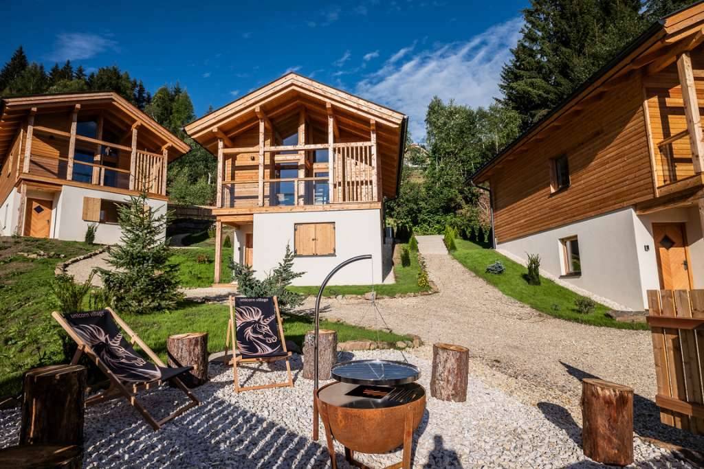 RARITÄT - 3 Ferienhäuser im Paket mit FREIZEITWOHNSITZ-Widmung! - Vista 2