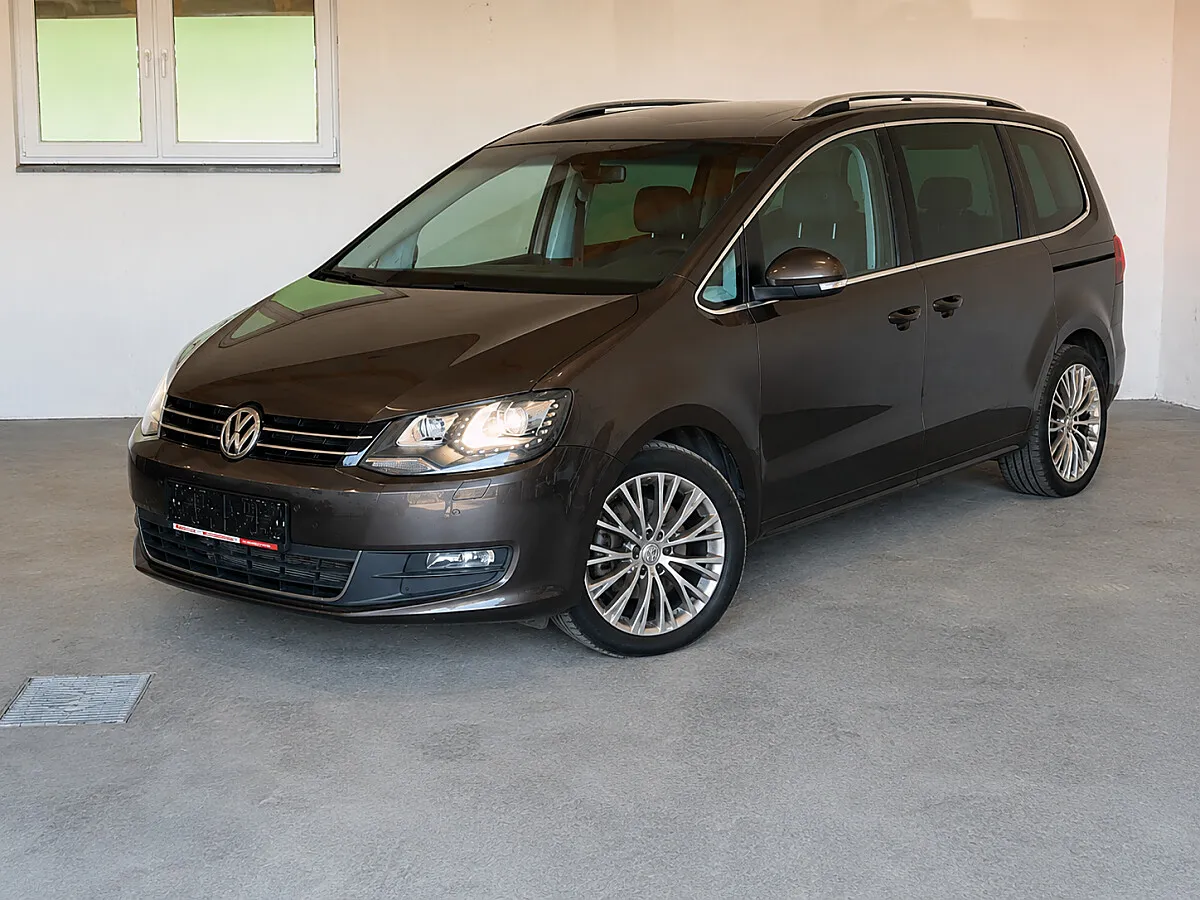 VW Sharan Comfortline BMT SCR 2,0 TDI DSG Kombi / Family Van
