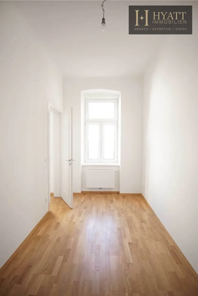 Hochwertig sanierte Altbauwohnung mit Balkon - Ansicht 3