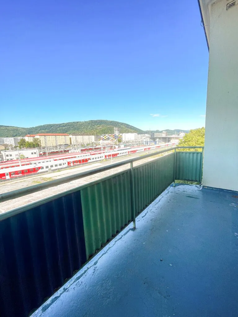 AB SOFORT I ELEGANTE DUSCHE I EXKLUSIVE EINBAUKÜCHE I NÄHE ZUM BAHNHOF I TIERFREUNDLICH I ZEITGEMÄSS WOHNEN I OPTIMALE RAUMAUFTEILUNG I PROJEKT WOHNEN - Ansicht 3