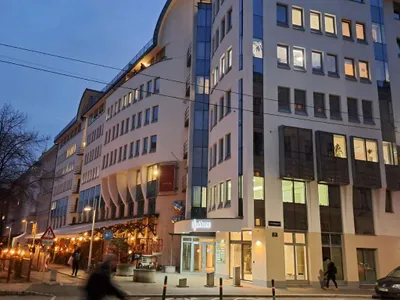 9-Zimmer-Gewerbeimmobilie mieten in Wien – 216 m², € 15 – Bild 13 von 13