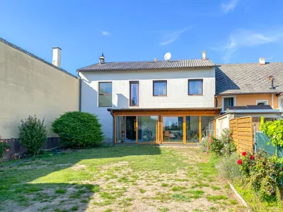Haus zum Kauf in 2136 Mistelbach
