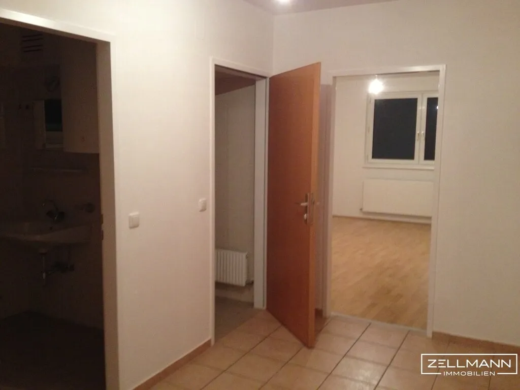 NEUE, helle und freundliche 3 Zimmer Wohnung | ZELLMANN IMMOBILIEN - Ansicht 2