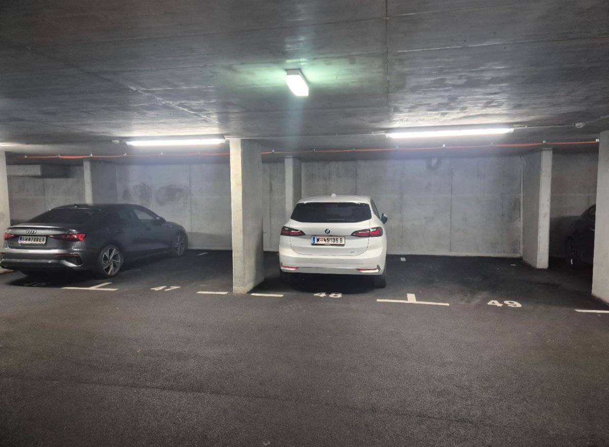 Garagenplatz – pohled 2
