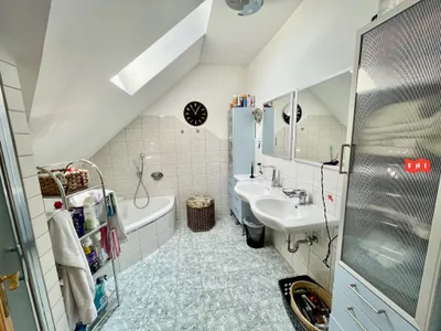 20-Zimmer-Gewerbeimmobilie kaufen in Krems Land – 450 m², € 496.000 – Bild 12 von 45