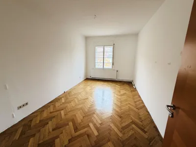4-Zimmer-Wohnung mieten in Bruck-Mürzzuschlag – 101 m², € 801 – Bild 2 von 8