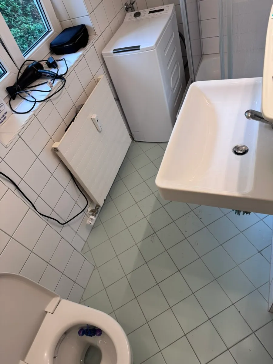 1 WG-Zimmer All Inclusive Strom, Heizung, Es gibt hier nur ein Zimmer, zwei Personen müssen sich ein Zimmer teilen. - Ansicht 3