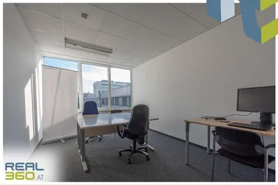 12-Zimmer-Gewerbeimmobilie mieten in Linz – 533 m², € 7.941 – Bild 8 von 26