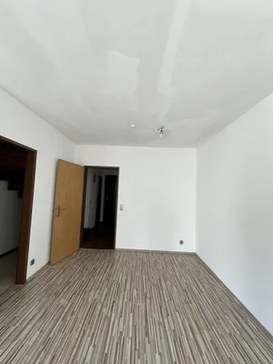3-Zimmer-Wohnung mieten in Linz Land – 82,04 m², € 921 – Bild 3 von 6