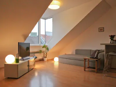 Helle und gemütliche Dachgeschoß-Wohnung – Bild 3