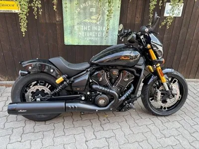 Indian Scout 101 Scout Onyx Black Crystal