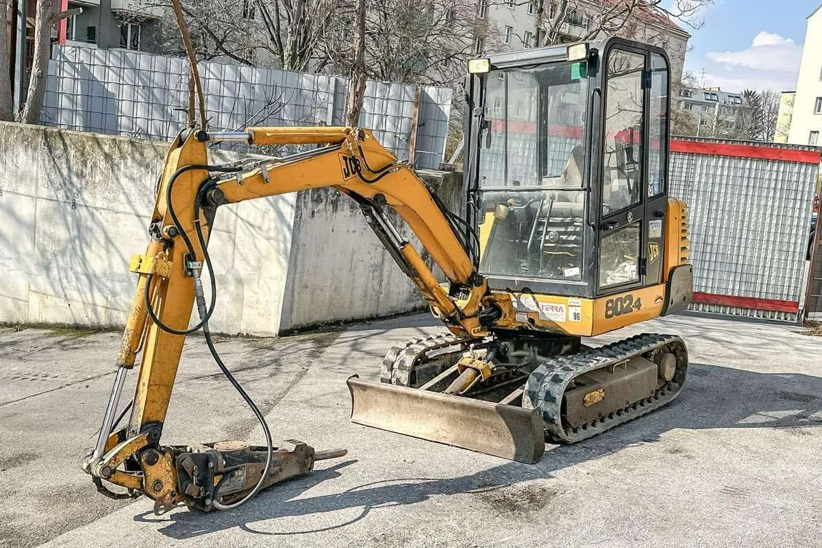 JCB Sonstige