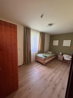 5-Zimmer-Haus mieten in Neunkirchen – 100 m², € 1.099 – Bild 11 von 16