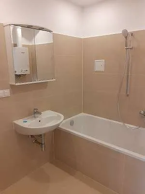 3-Zimmer-Wohnung mieten in Wien – 100 m², € 1.650 – Bild 9 von 12