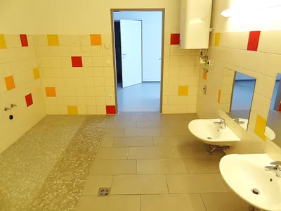 17-Zimmer-Gewerbeimmobilie mieten in Südoststeiermark – 251 m², € 3.000 – Bild 74 von 99