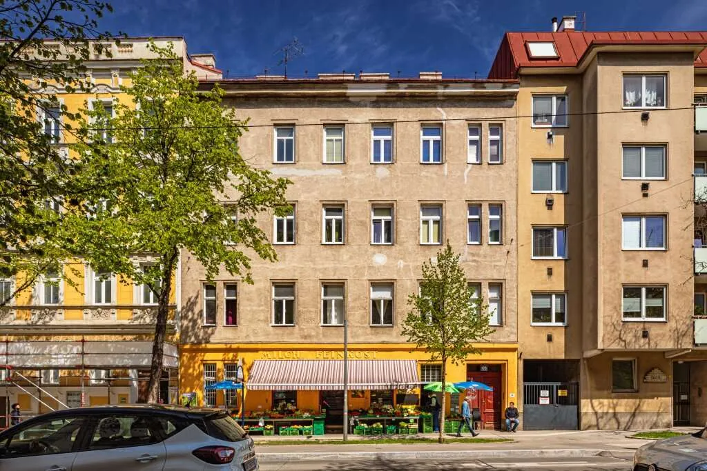Top 1-2 | Vermietetes Geschäftslokal in perfekter Mikrolage - 93 m² - Ansicht 2