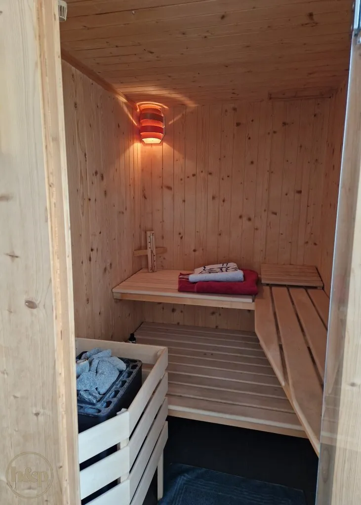 Energieeffiziente Dachgeschoßwohnung mit Terrasse einfach zum Wohlfühlen! - Widok 2