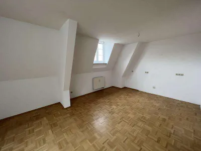 1-Zimmer-Wohnung mieten in Steyr – 60 m², € 520 – Bild 4 von 6