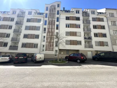 schöne 2-Zimmer Wohnung in ruhiger Lage mit guter Infrastruktur- nahe U4 Hietzing