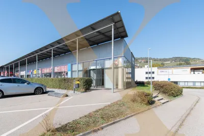 Gewerbeimmobilie mieten in Urfahr-Umgebung – 108 m², € 1.920 – Bild 1 von 8