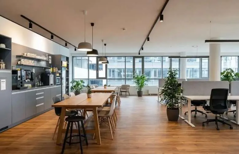 Büroflächen und Co-working im Vio Plaza, 1120 Wien - zu mieten - Widok 3