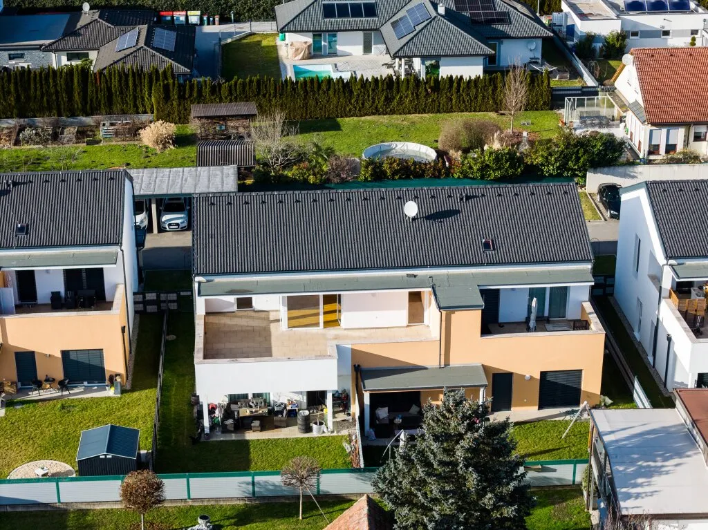 Moderne Terrassenwohnung in Kalsdorf bei Graz - Erstbezug mit Garage, Stellplatz und großer Terrasse, nur 12 Wohneinheiten! - Widok 3