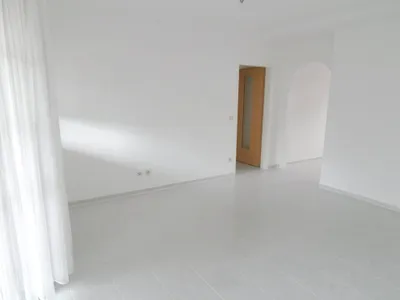 3-Zimmer-Wohnung mieten in Linz – 75 m², € 924 – Bild 3 von 8