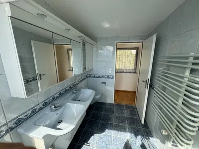 3-Zimmer-Wohnung mieten in Innsbruck – 100 m², € 2.480 – Bild 25 von 36
