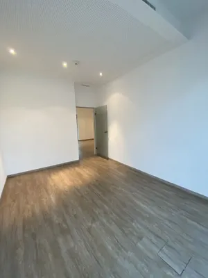 2-Zimmer-Gewerbeimmobilie mieten in Feldkirch – 41 m², € 765 – Bild 4 von 5