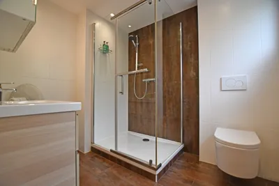 10-Zimmer-Gewerbeimmobilie kaufen in Gmunden – 264 m², € 1.290.000 – Bild 8 von 8