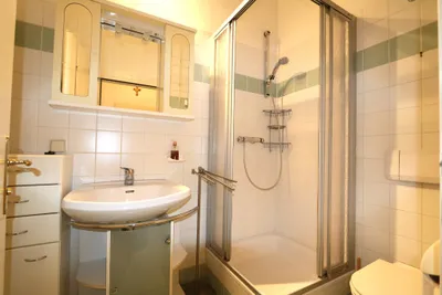 1-Zimmer-Wohnung kaufen in Baden – 35,78 m², € 139.000 – Bild 4 von 6