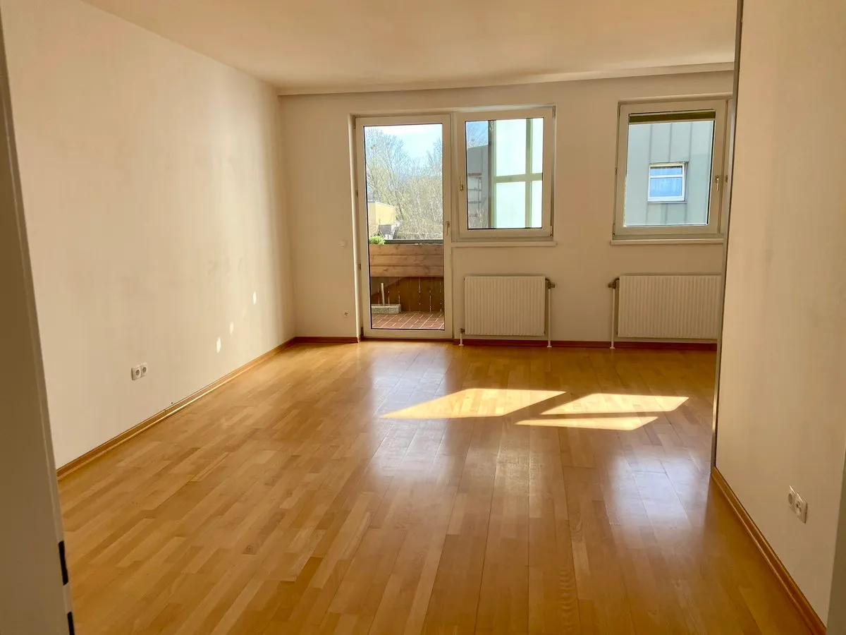 Privat: 4-Zi. Whg. 2. OG - Loggia - Lift & Tiefgarage - Ansicht 3
