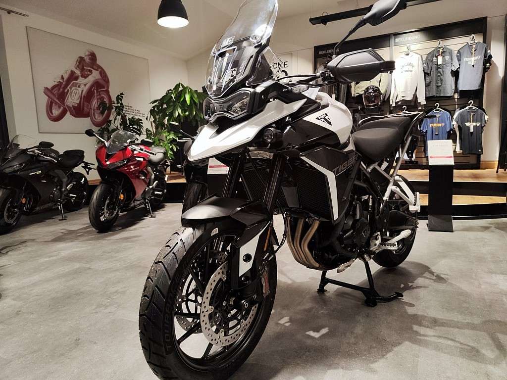 Triumph Tiger 900 GT Pro Snowdonia White / Sapphire Bla... Enduro